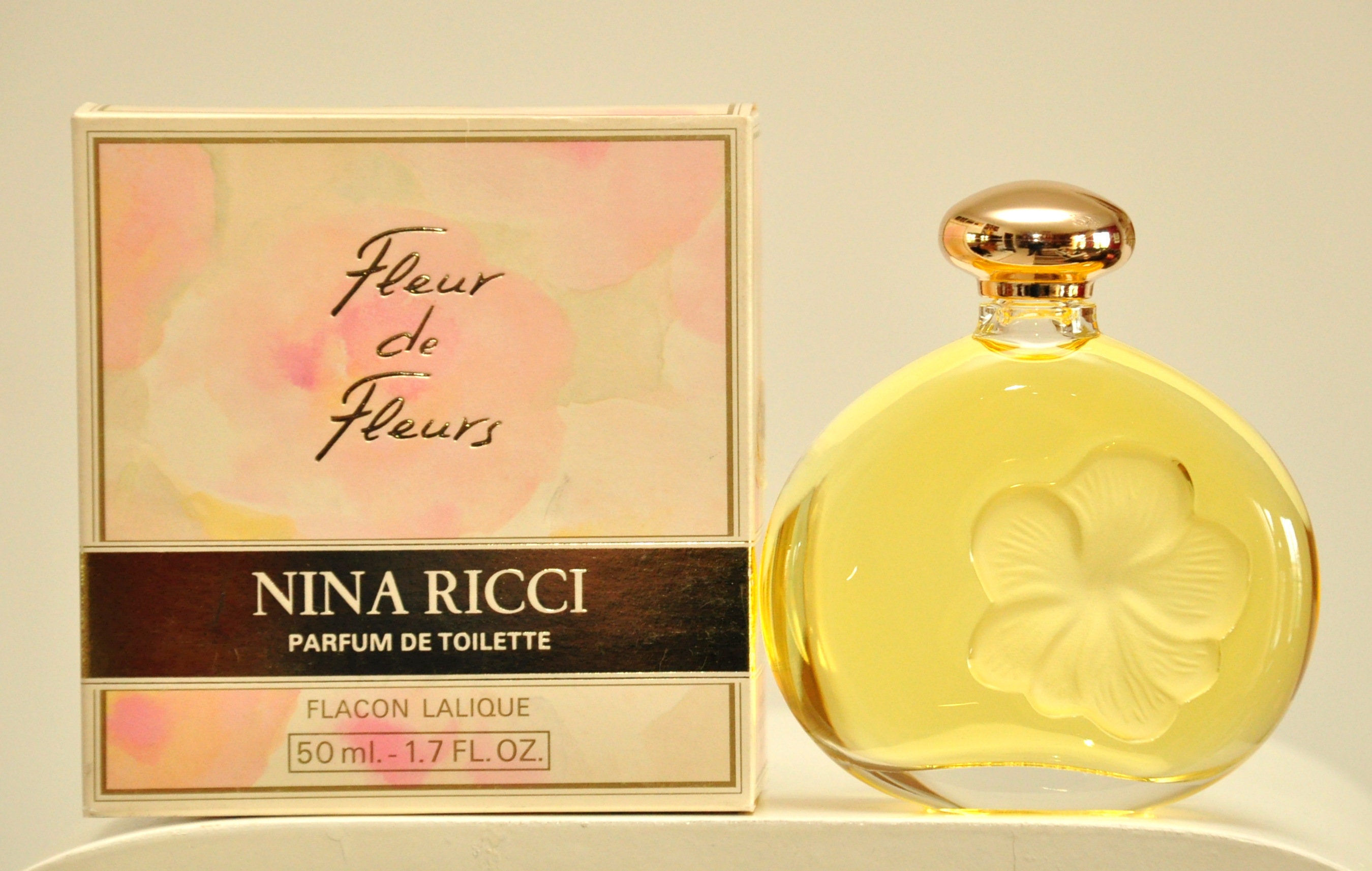 Флер де зе. Духи Винтаж Nina Ricci Nina.