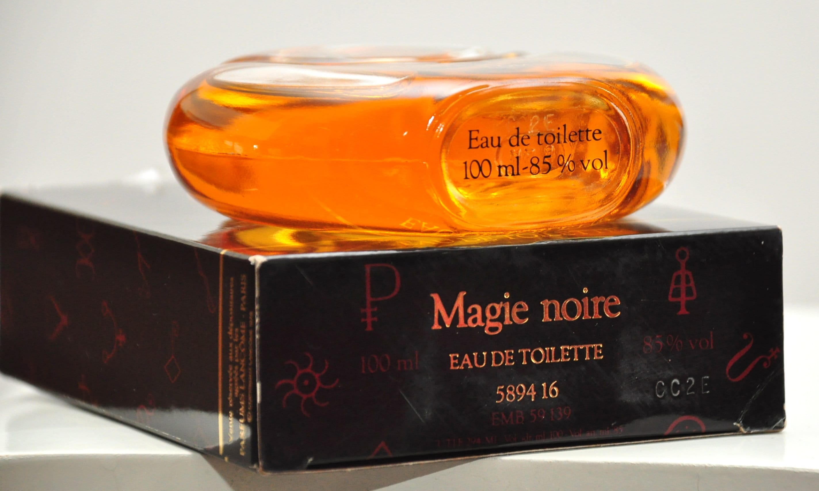Lancome Magie Noire Eau De Toilette 100ml 3.3 Fl. Oz. Splash Perfume for  Woman Super Rare Vintage 1978 First Version - Etsy