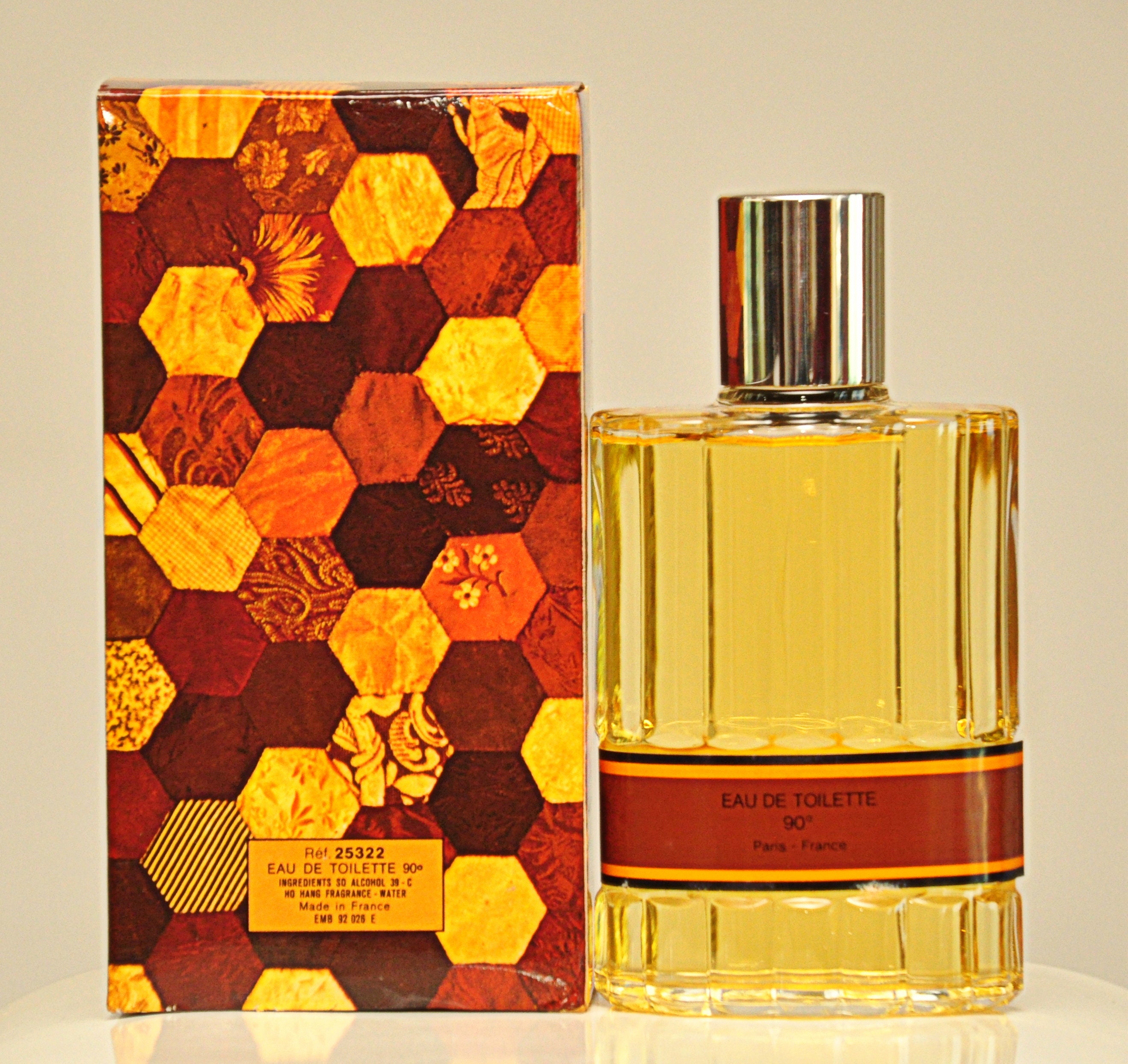 【希少品】バレンシアガ Ho Hang ホーハング 30ml バレンシアガ ホーハング オードトワレ 30ml - メルカリ
