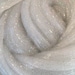 Propietario de <a href='https://www.etsy.com/es/shop/RainbowSlimesz?ref=l2-about-shopname&from_page=listing' class='wt-text-link'>RainbowSlimesz</a>