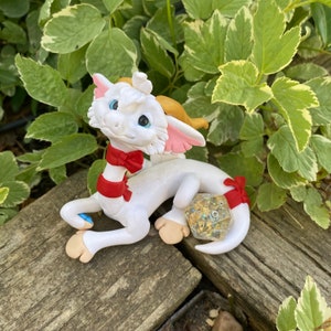 White Sentry Dice Dragon