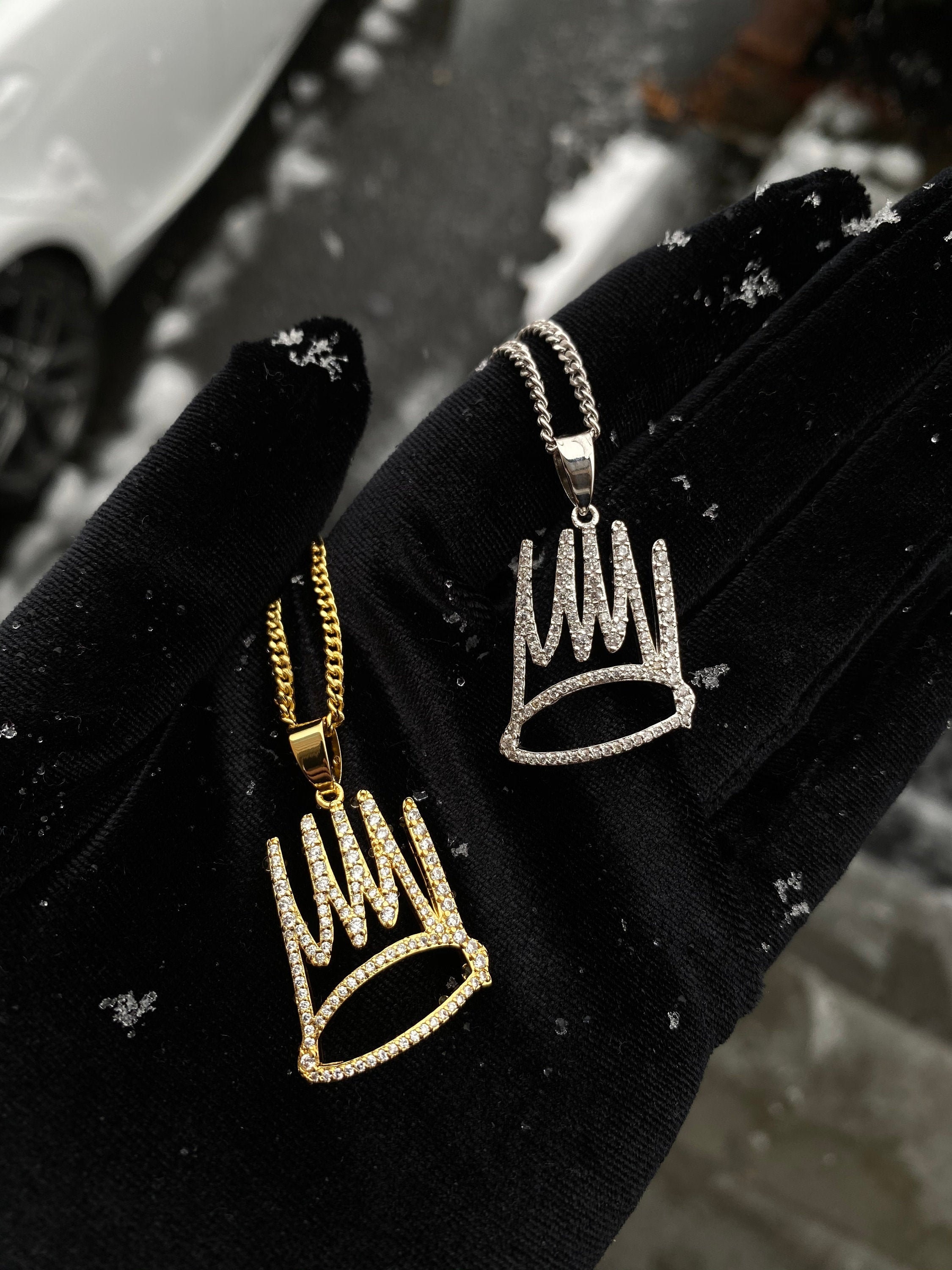 Born sinner crown necklace Clearance