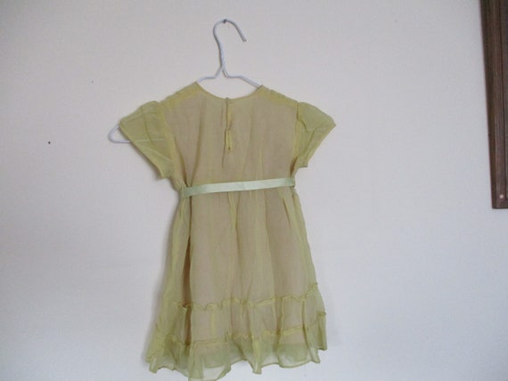 1930's yellow child's dress with green ribbon, fu… - image 4