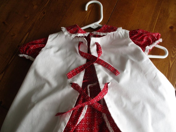 1960's appliqued toddlers dress and apron - image 10