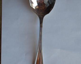 Georgian Silverplate Sugar Shell, paneled Community Plate circa 1912