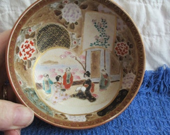 Vintage small Asian style bowl. Asian Art. Rice Bowl