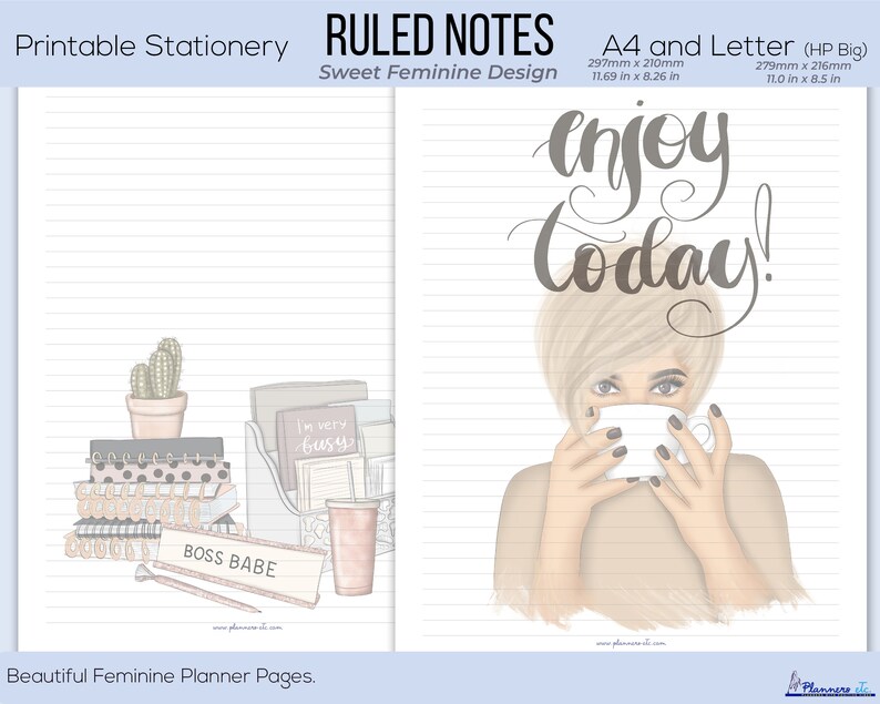 K&ouml;nnte beinhalten: Druckbare Schreibwaren mit linierten Notizen. Das Design umfasst einen Stapel Notizb&uuml;cher, einen Kaktus und eine Frau, die eine Kaffeetasse h&auml;lt. Der Text "enjoy today!" ist in eleganter Schrift dargestellt. Die Seiten sind im A4-Format (297mm x 210mm) und im Letter-Format (279mm x 216mm).