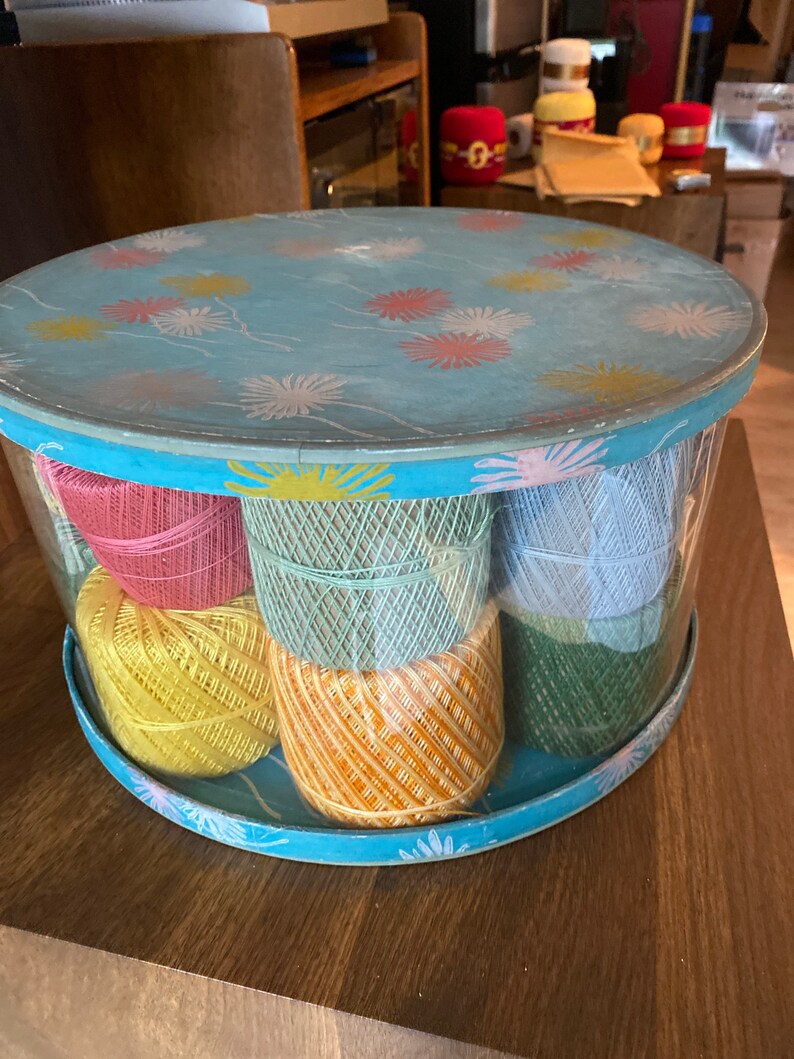 clear plastic hat storage boxes