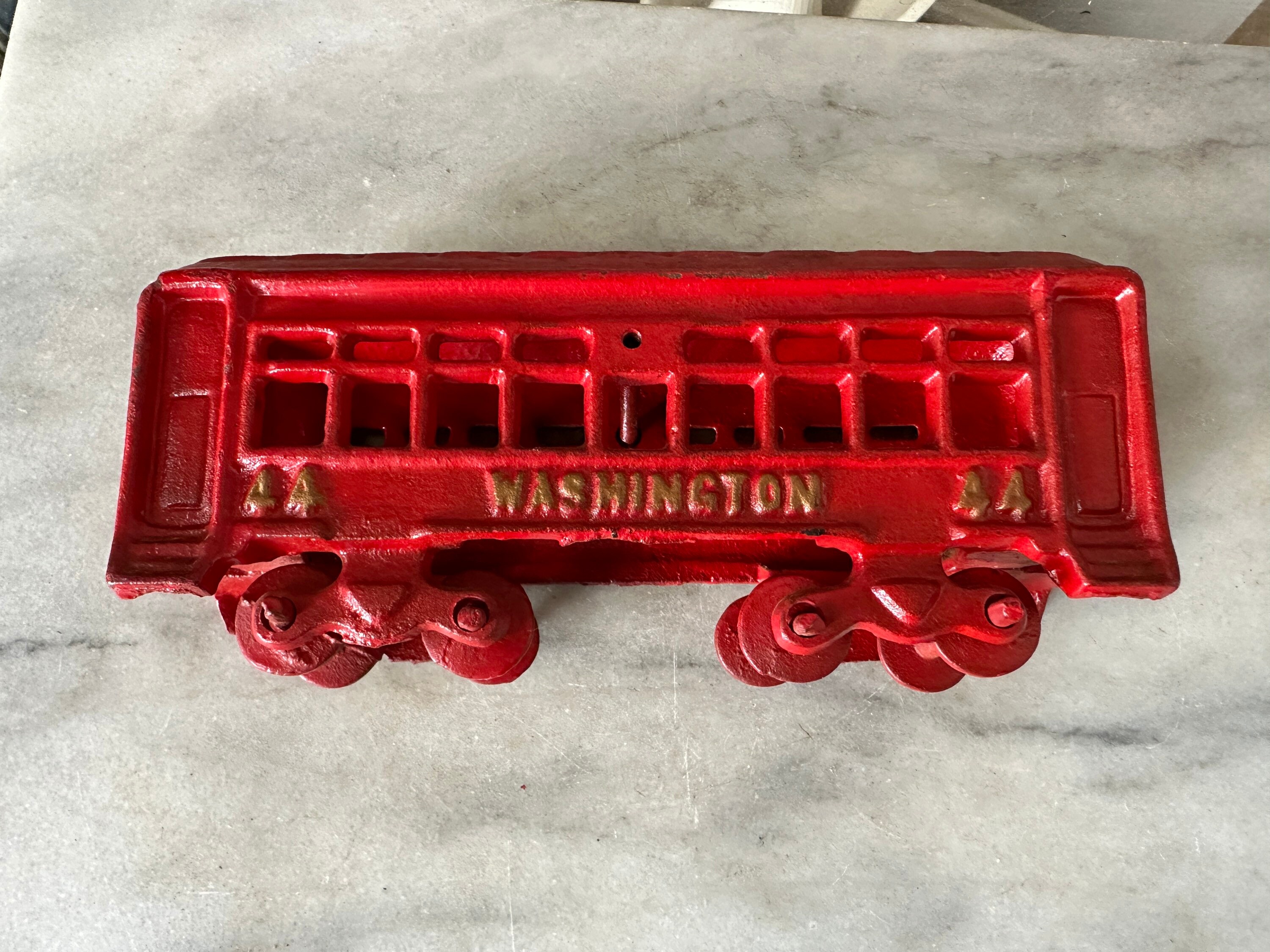 Cast iron train deals set washington 44