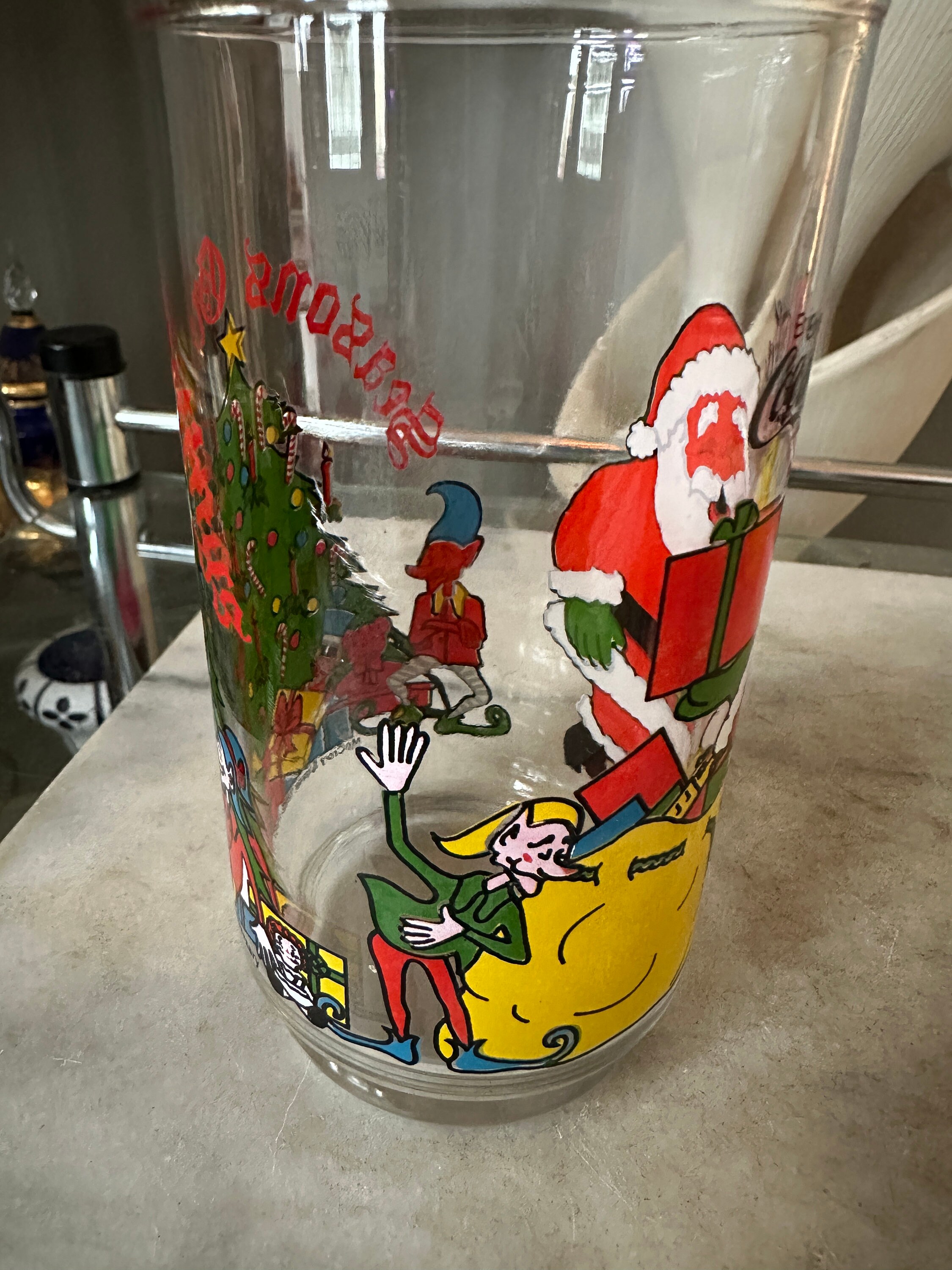 Coca Cola Vintage Glasses Set of 2 Santa Claus Christmas Tree