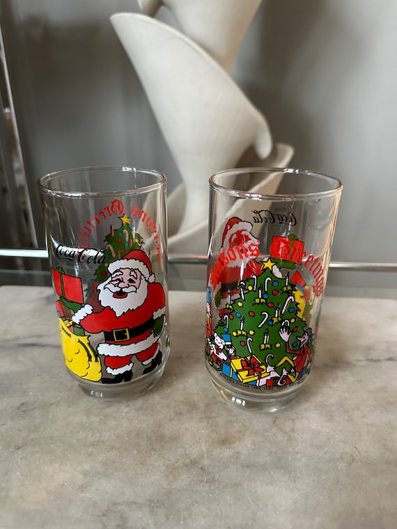 Coca Cola Vintage Glasses Set of 2 Santa Claus Christmas Tree