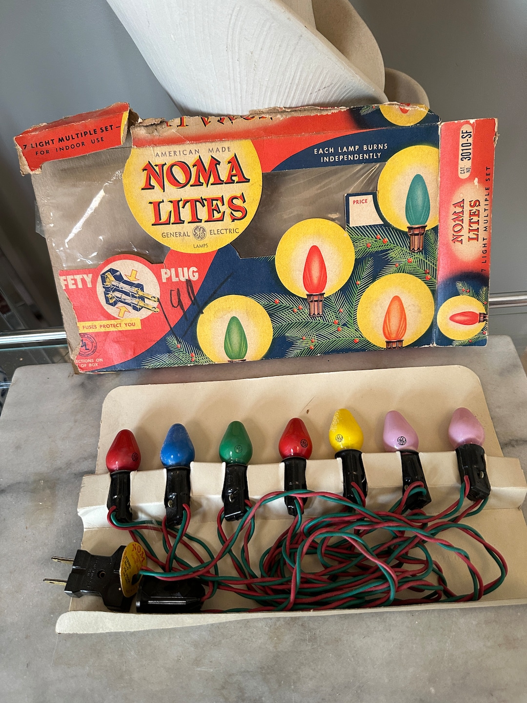 Vintage Working NOMA Lights Christmas Tree LAMPS Original Box With