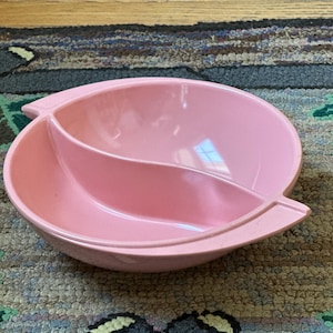 Pastel Pink Boonton Melamine Divided Bowl: Mid-Century Modern Serving Piece