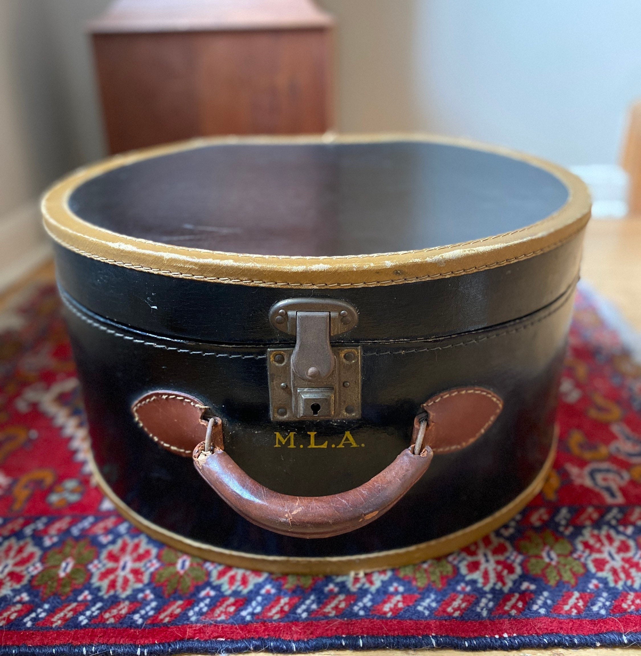 Antique Black Leather Round Hat Box Suitcase Ex Large Floral 