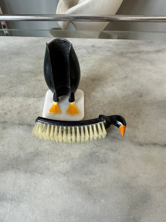 Vintage MCM Penguin Shoe Brush Kitschy Retro Acce… - image 6