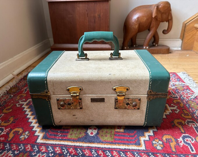Vintage Crown Cream and Green Train Case, Vintage Small Neutral and