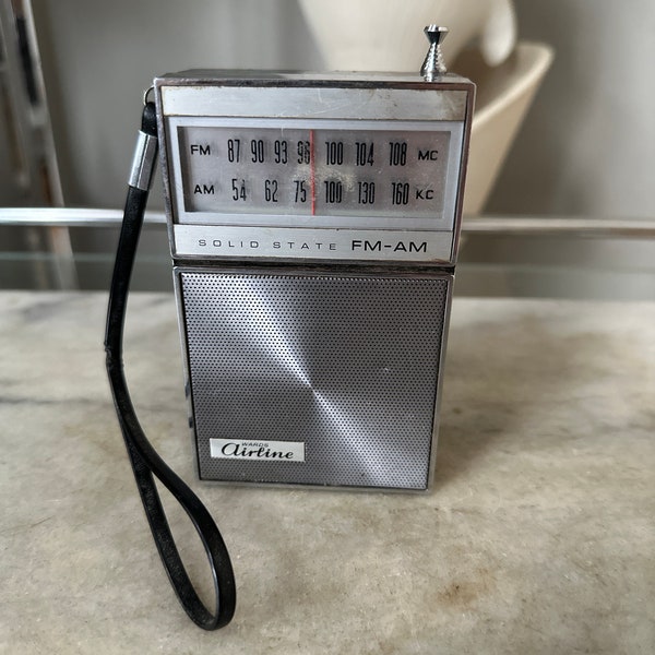 Montgomery Ward Airline Transistor Radio Model GEN 1159A Tested Works