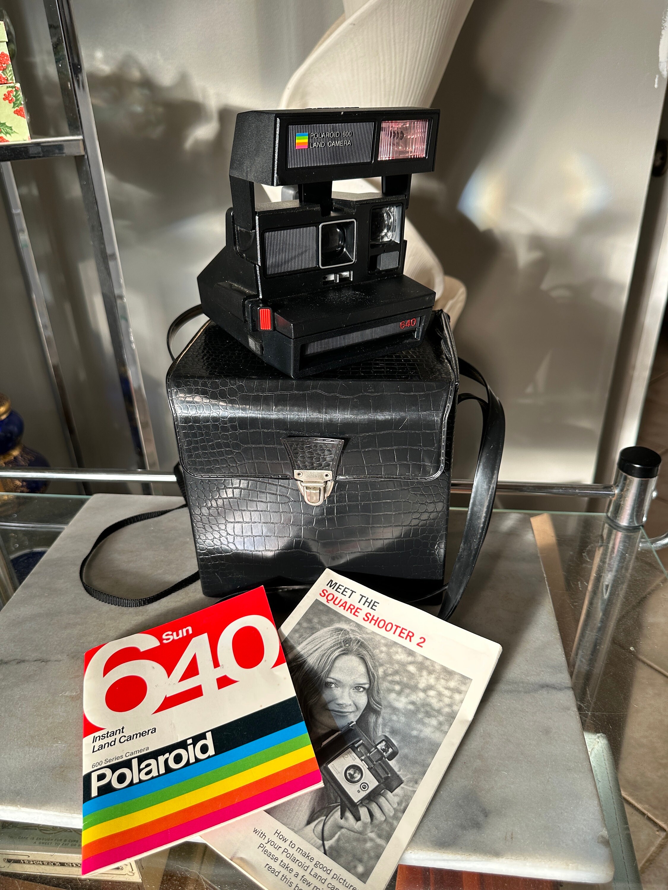 Retro Polaroid 640 (original 600 land camera series) - De Wit Cameras