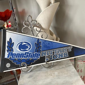 1990s Penn State Nittany Lions NCAA Felt Pennant
