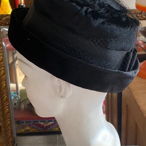 tupe hat