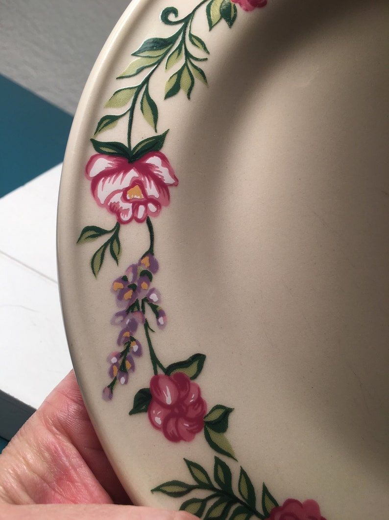 Set of 5 Henn Pottery La Petite Fleur salad plates