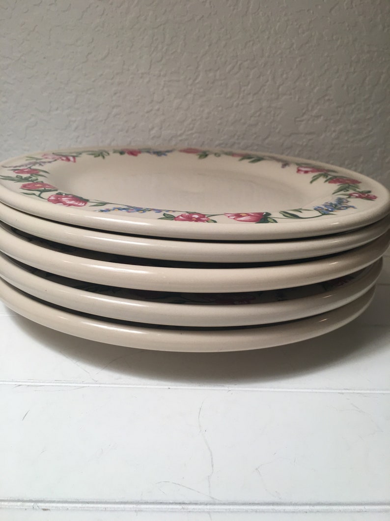 Set of 5 Henn Pottery La Petite Fleur salad plates