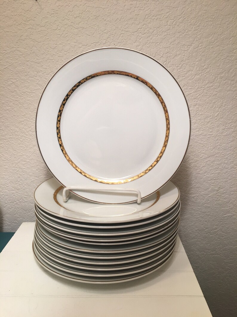 Set of 12 Oneida Gold Foliage dinner plates Etsy