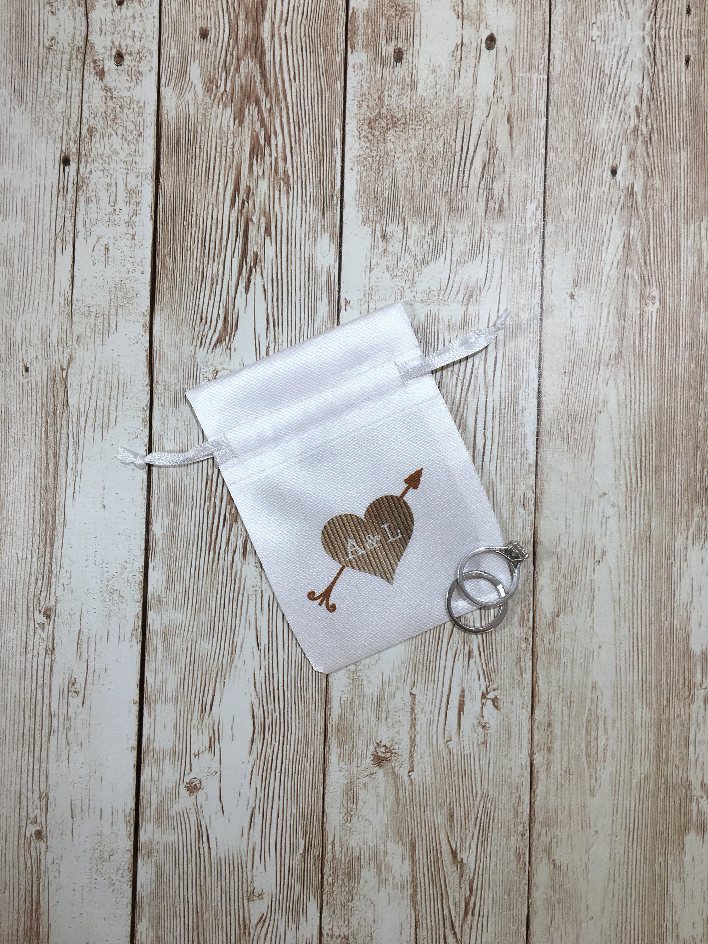 Natural Linen Drawstring Pouch for Wedding Party For Favors