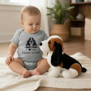 Conjunto de bebé Basset Hound: regalo para baby shower para amantes de los perros