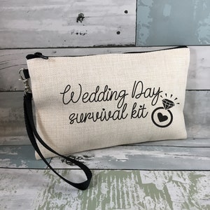 PXTIDY Bride Wedding Day Emergency Kit Bridal Shower Gift Wedding Survival  Kit Makeup Bag Bride To Be Gift (Beige)