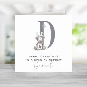 Biglietto di Natale con renna per nipote - Biglietto con renna per nipote - Biglietto di Natale personalizzato per nipote - Biglietto di Natale per nipote - Iniziale grigia