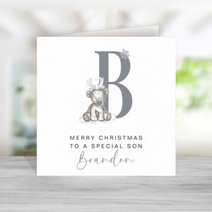 Biglietto di Natale con renna per figlio - Biglietto con renna per figlio - Biglietto di Natale personalizzato per figlio - Biglietto di Natale con renna per figlio - Iniziale grigia