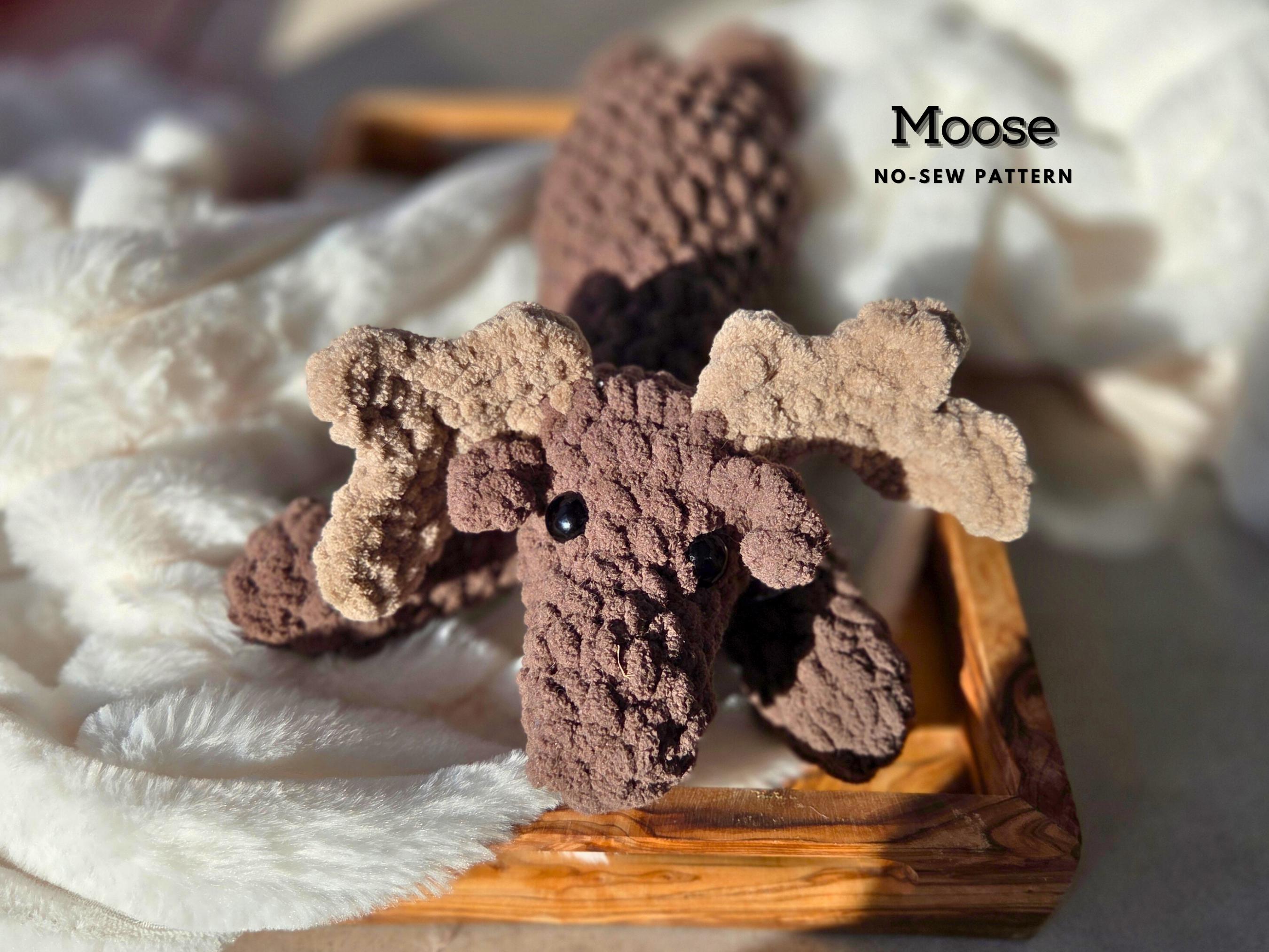 35 Moose Crochet Patterns: Woodland Amigurumi, Loveys, Plushies, and More 2 No-Sew Moose Pattern Amigurumi File in English