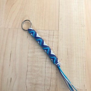  Holo Blue & White Keychain, Handmade Gimp Scoubidou Boondoggle  Twist Stitch Lanyard Unity Key Chain