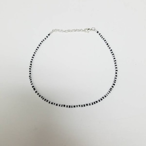 Black and white seed bead choker necklace, small seed beaded choker, 90s choker, black and white necklace, seed bead necklace
