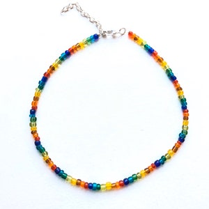 Rainbow beaded necklace, seed bead necklace, rainbow choker, 90s rainbow necklace, lgbtq necklace, pride necklace, gift for friend, rainbow