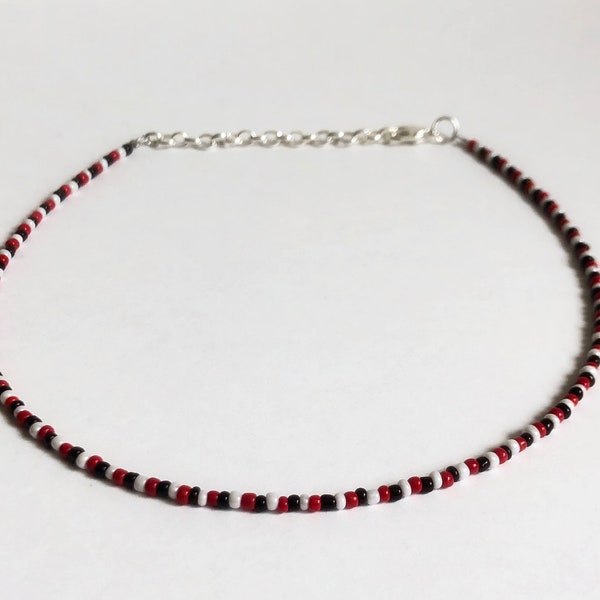 Red, black, and white beaded choker, minimalist beaded choker, minimalist necklace, red and black beaded necklace, 90s choker, grad gift