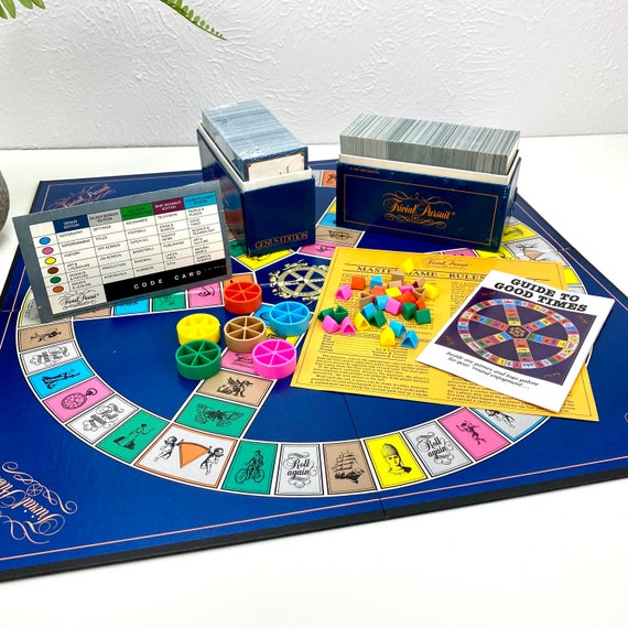 Trivial Pursuit Game Pieces Master Genus Edition Game Board Trivia Cards  Family Game Night 1981 Board Game No Storage Box 