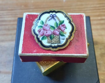 VICTORIAN ENAMEL HAND painted flower basket brooch