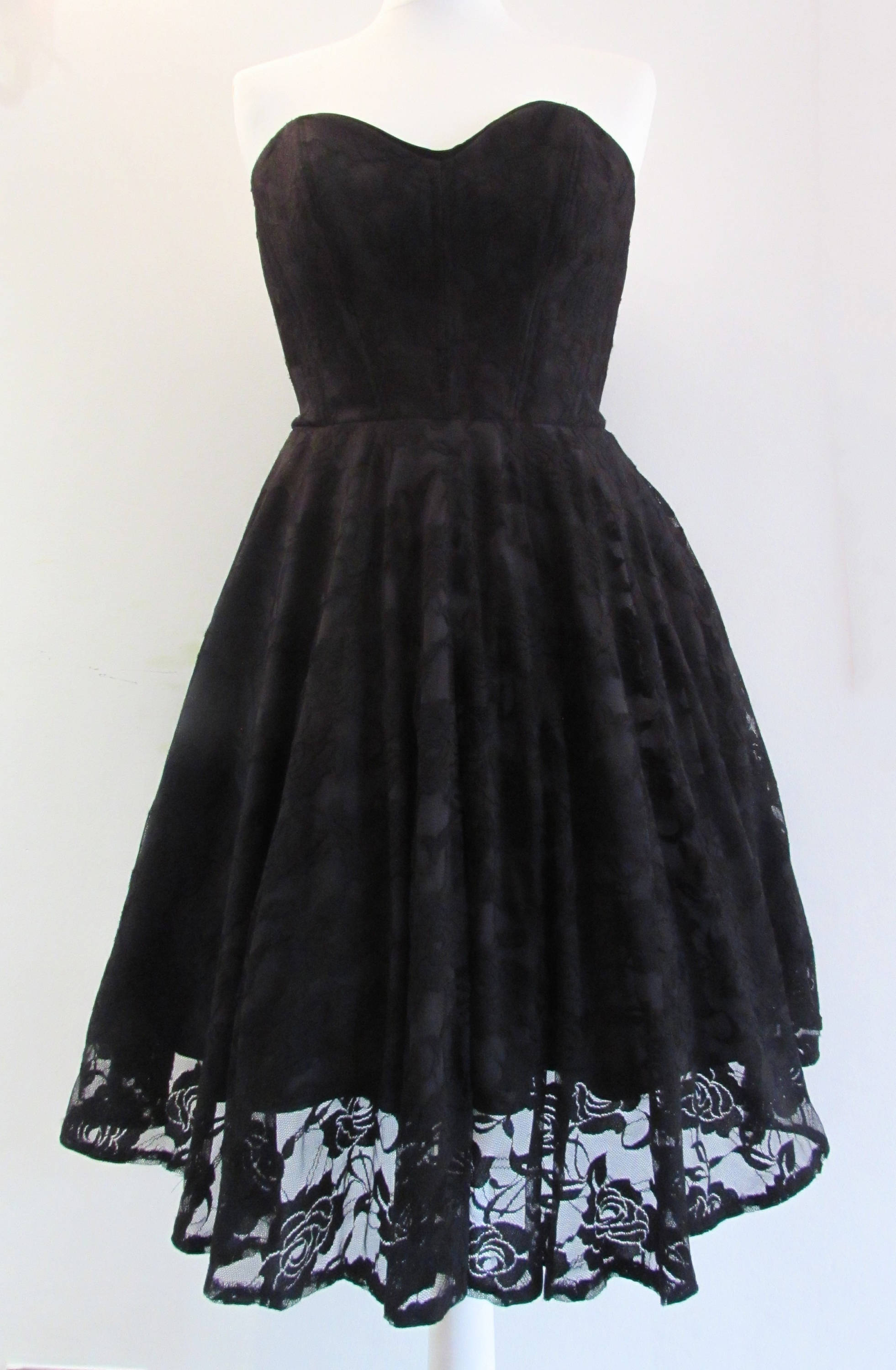 black lace sweetheart dress