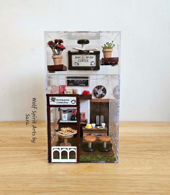 Made-to-Order 4x7.25 surprise design Coffee Shop jumping spider  enclosure, jumping spider decor, jumping spider enclosure accessories