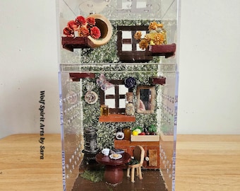 Made-to-Order 4x7.25 Cozy Cottage jumping spider enclosure, jumping spider decor, jumping spider enclosure accessories, jumping spider