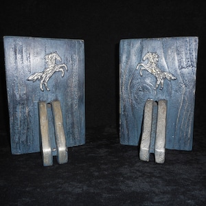 Support books interior design theme &quot;Horse&quot; ancient finish wooden / Piece of unique &quot;&quot;