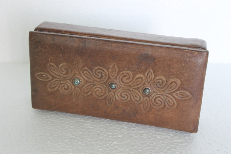 Trinket box Real Leather Brown Box Hand Tooled Leather Jewelry Box Embossed Genuine Leather Box Gift for Her Vintage Box
