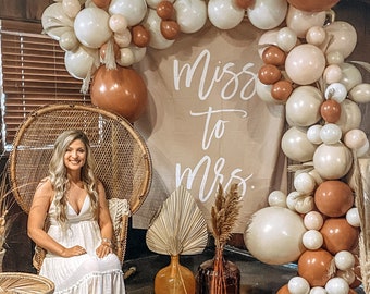 Boho Bridal Shower Backdrop for Photos, Miss To Mrs Sign, Miss To Mrs Banner, Bridal Shower Decorations, Rust Bridal Shower Tapestry