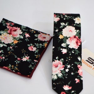 Black Floral tie - Black Pocket Square - Groomsmen tie - Floral Ties - Wedding tie - Men Floral ties