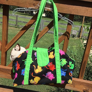 Happy Tossed Cats Pet Carrier