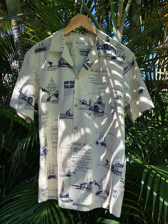 1970's vintage Mens L Aloha Wear, Hawaiian shirt,