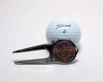 Monogram Round Ball Marker with Divot Tool - Gifts for Golfers, Father's day, Custom Ball Marker, Groomsmen Gifts, Wedding Gifts for Men