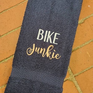 Bike Junkie Sweat Towel: Cycling, Gym, Fitness (16x26)